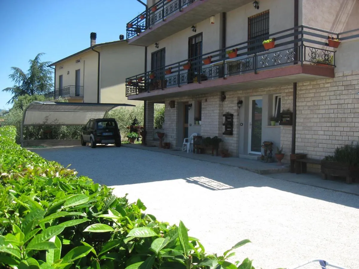 Civico 29 Apartment Collestrada 0*,
