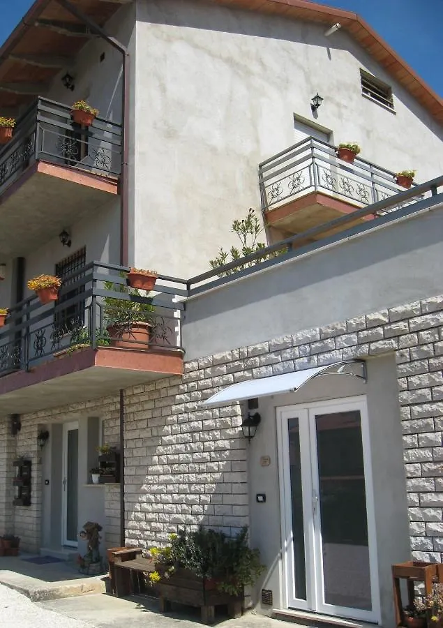 Civico 29 Apartment Collestrada