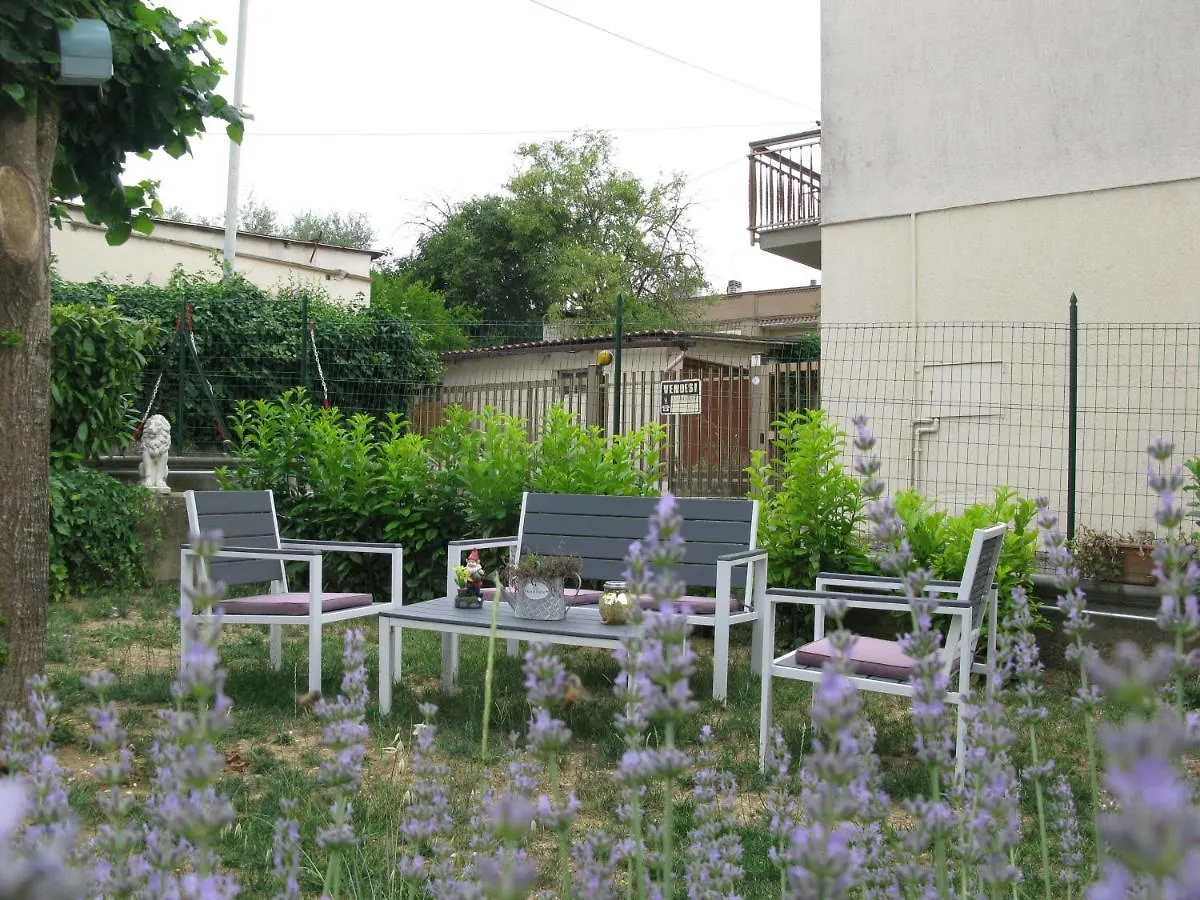 Civico 29 Apartment Collestrada Italy