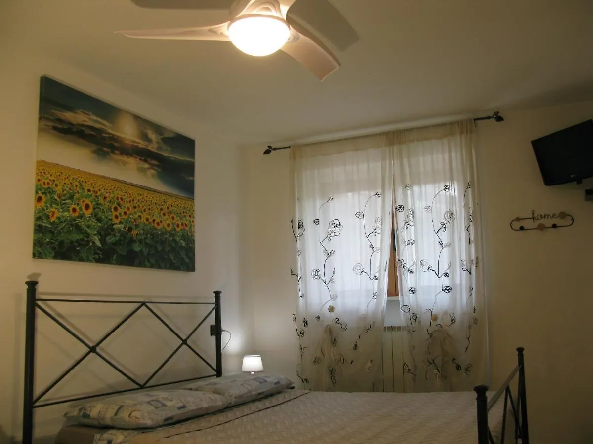 Civico 29 Apartment Collestrada Italy