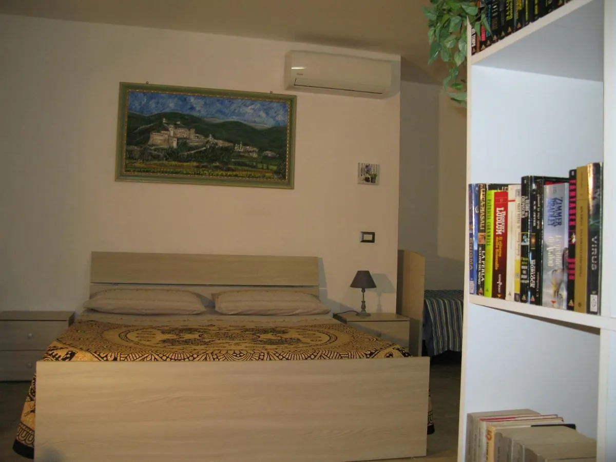 Civico 29 Apartment Collestrada Italy